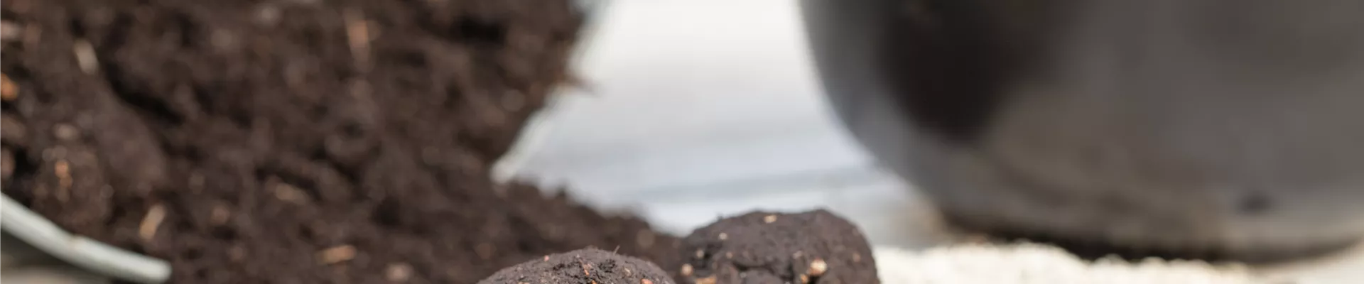 Samenkugeln mit Material